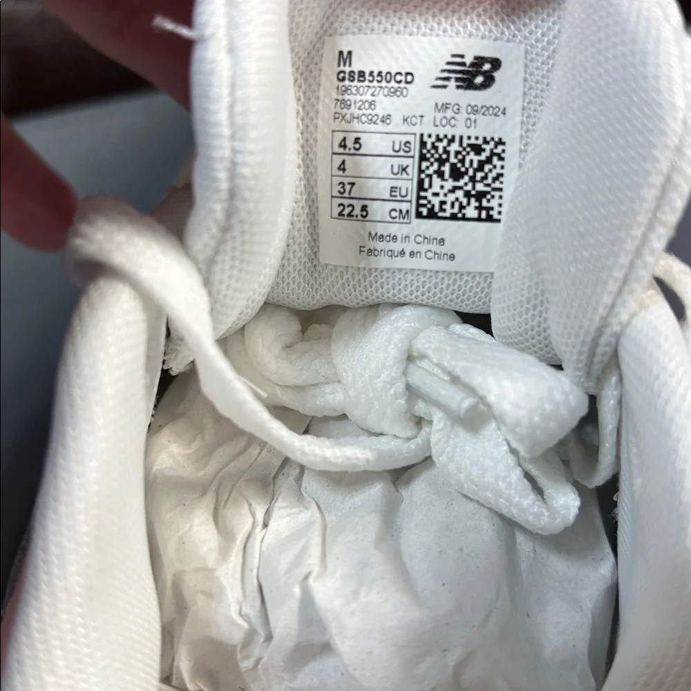 New Balance 550 Athletic Shoe - Big Kid - White / Pink Haze blanc rose 4 1/2 - Picture 10 of 13